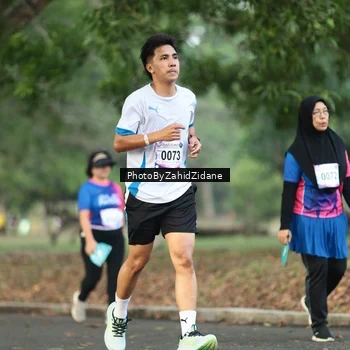 Runner Photo 8138576