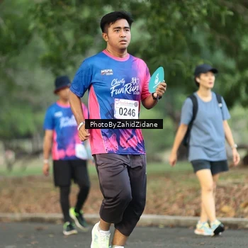 Runner Photo 8138642