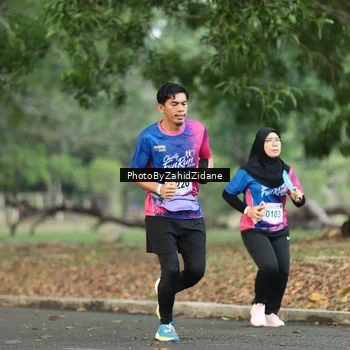 Runner Photo 8138650