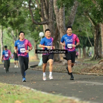 Runner Photo 8138661