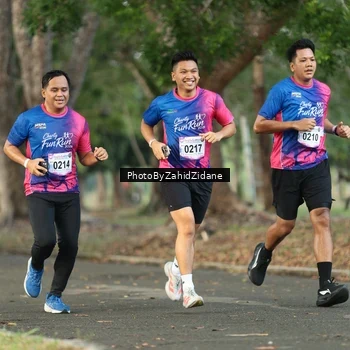 Runner Photo 8138663