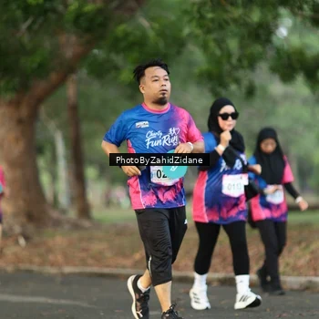 Runner Photo 8138764