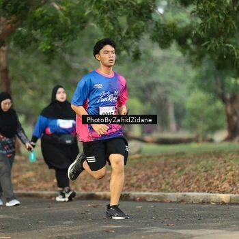 Runner Photo 8138803
