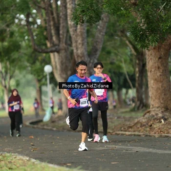 Runner Photo 8138842
