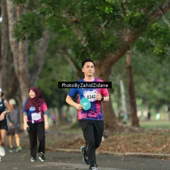 Runner Photo 8138853