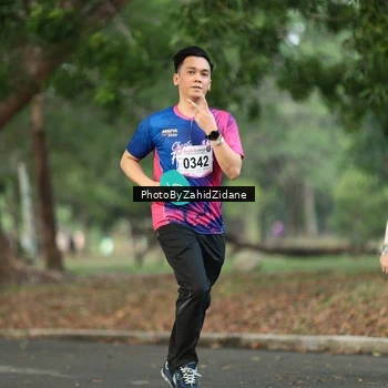 Runner Photo 8138858