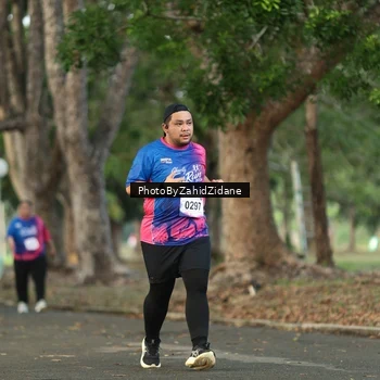 Runner Photo 8138921