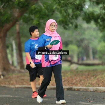 Runner Photo 8138937
