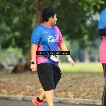 Runner Photo 8138943