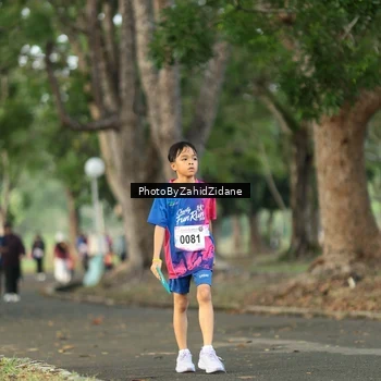 Runner Photo 8138944