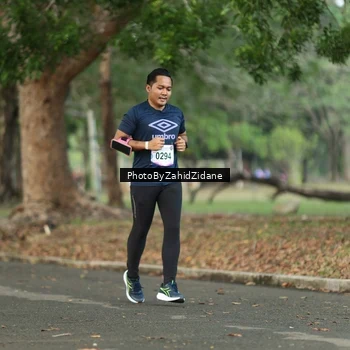 Runner Photo 8138947