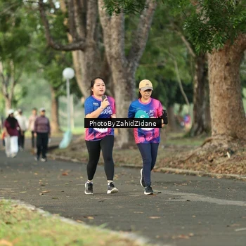 Runner Photo 8138953