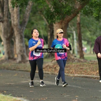 Runner Photo 8138957
