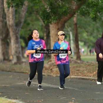 Runner Photo 8138959