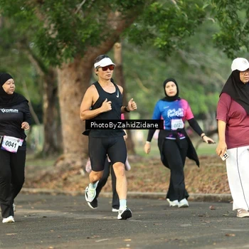 Runner Photo 8138968