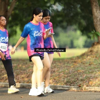Runner Photo 8138998