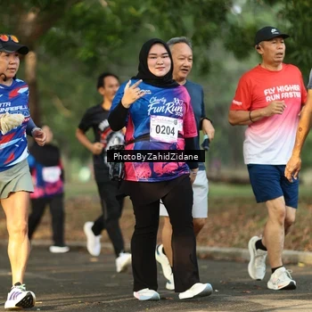 Runner Photo 8139000