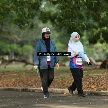 Runner Photo 8139002