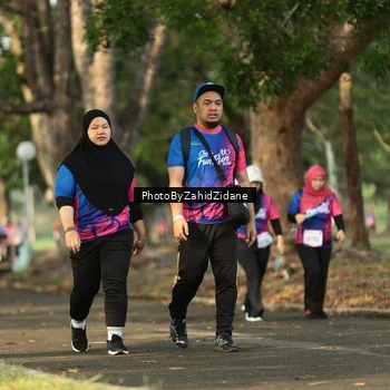 Runner Photo 8139011
