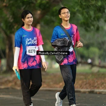 Runner Photo 8139022
