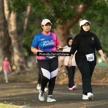 Runner Photo 8139036