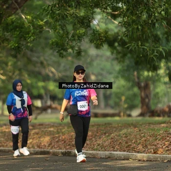 Runner Photo 8139052