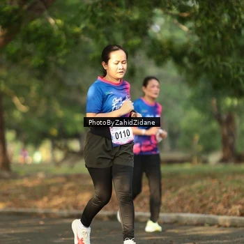 Runner Photo 8139059