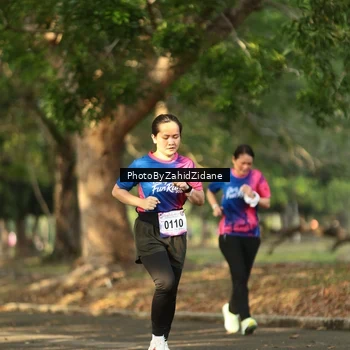 Runner Photo 8139060
