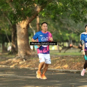 Runner Photo 8139107