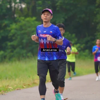 Runner Photo 8139668