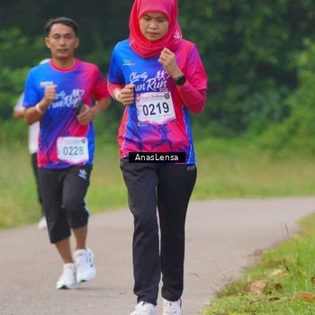 Runner Photo 8139674
