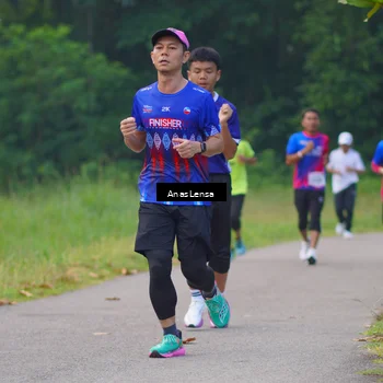 Runner Photo 8139679