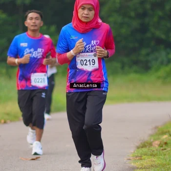 Runner Photo 8139684