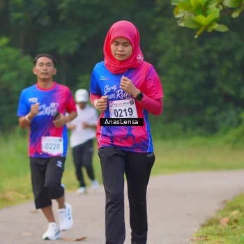 Runner Photo 8139688
