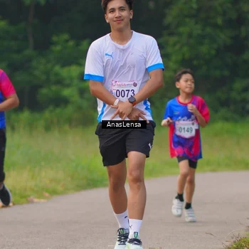 Runner Photo 8139708