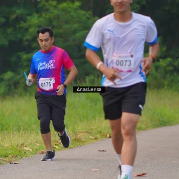 Runner Photo 8139723