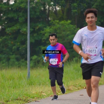 Runner Photo 8139724