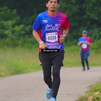Runner Photo 8139743