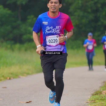 Runner Photo 8139748