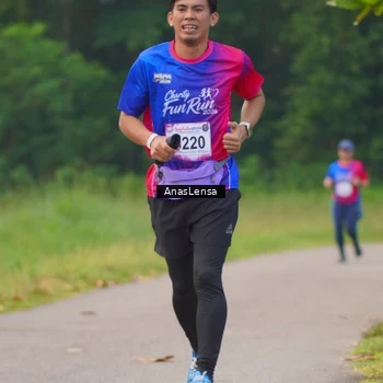 Runner Photo 8139749