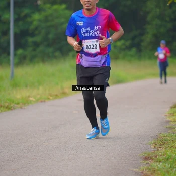 Runner Photo 8139752