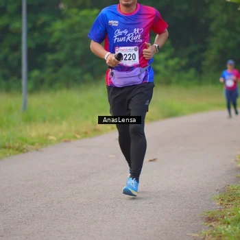 Runner Photo 8139754
