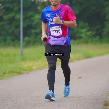 Runner Photo 8139757