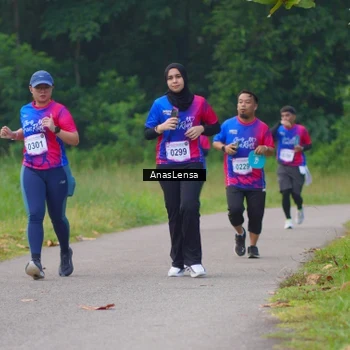 Runner Photo 8139760