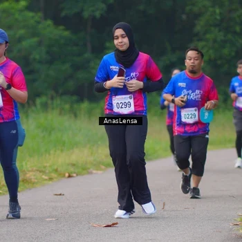 Runner Photo 8139769