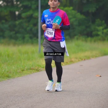 Runner Photo 8139803