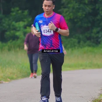 Runner Photo 8139814