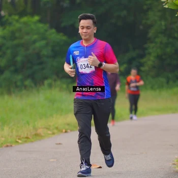 Runner Photo 8139818