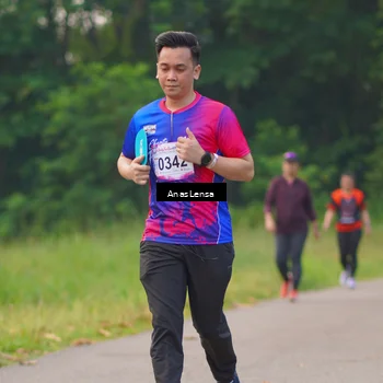 Runner Photo 8139822