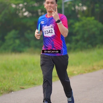 Runner Photo 8139829